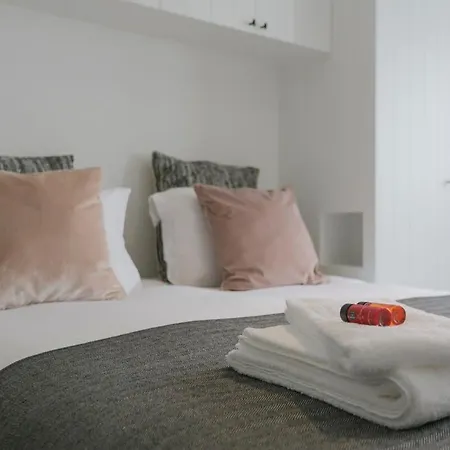 Huswell - Stunning Modern With Terrace And Parking * קנוקה-הייסט