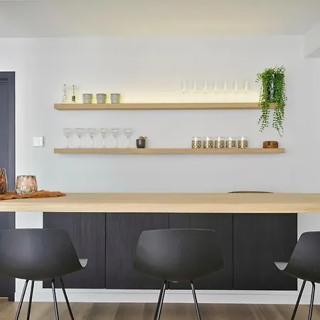 Huswell - Stunning Modern With Terrace And Parking Appartement Knokke-Heist