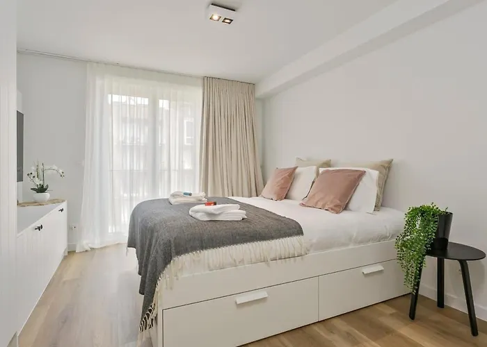 Huswell - Stunning Modern With Terrace And Parking * Knokke-Heist