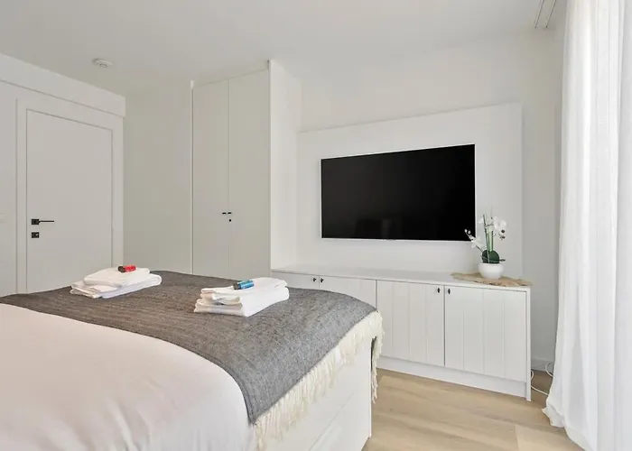 Daire Huswell - Stunning Modern With Terrace And Parking Knokke-Heist
