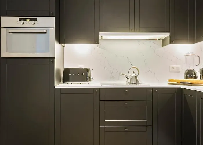 Huswell - Stunning Modern With Terrace And Parking