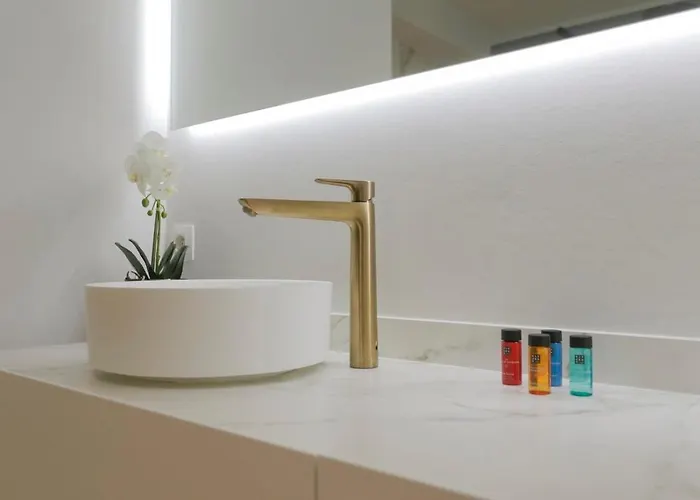 Huswell - Stunning Modern With Terrace And Parking Appartement *